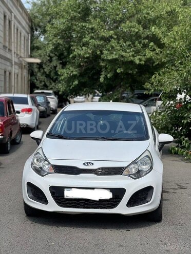 Kia Rio-1