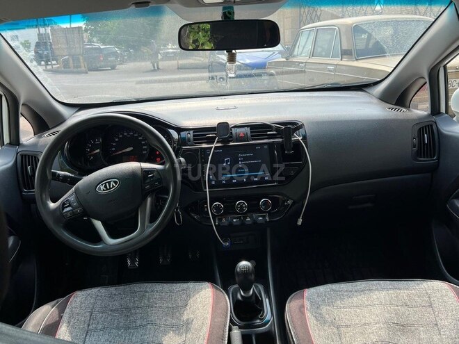 Kia Rio-3