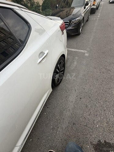 Kia Optima-4