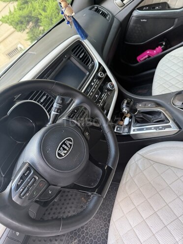 Kia Optima-14
