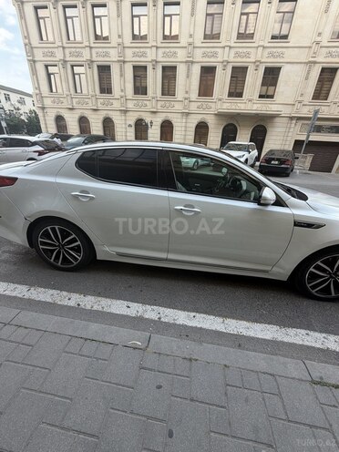 Kia Optima-6