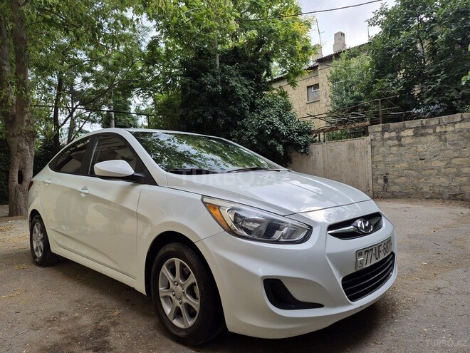 Hyundai Accent-8