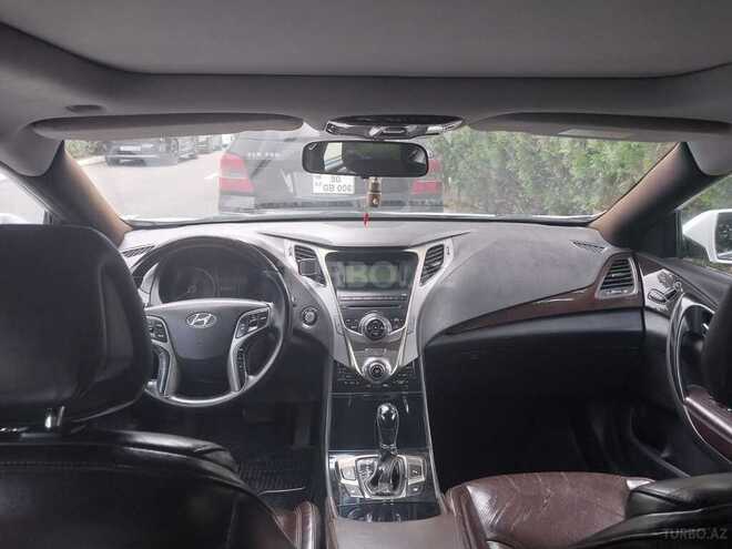 Hyundai Azera-7