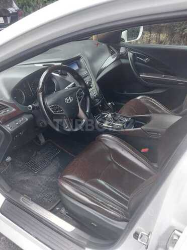 Hyundai Azera-8