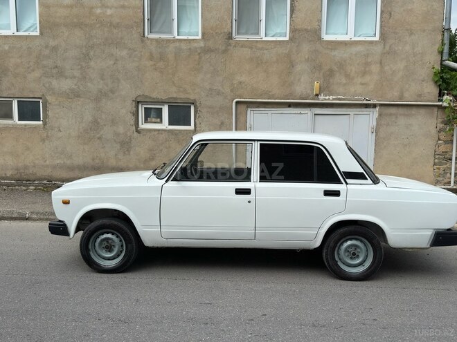LADA (VAZ) 2107-4