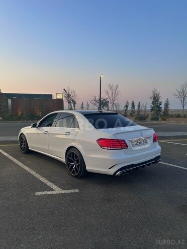 Mercedes E 220-6