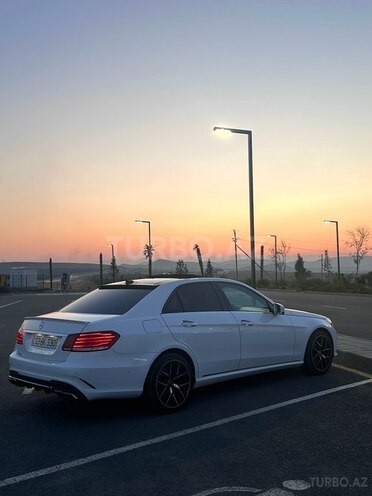 Mercedes E 220-5