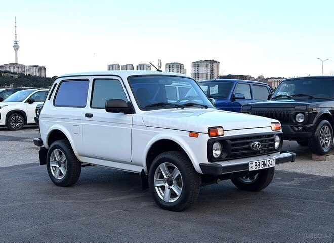 LADA (VAZ) Niva-3