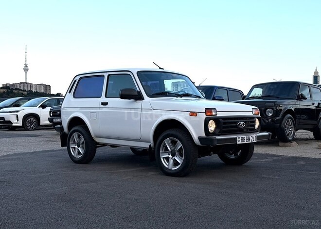 LADA (VAZ) Niva-4