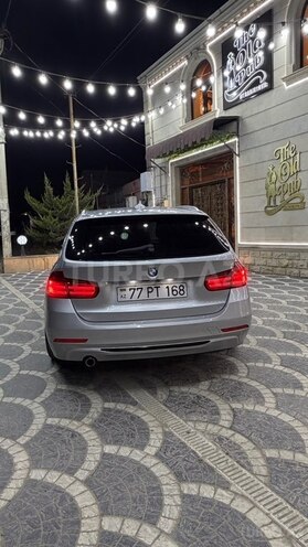 BMW 320d-2