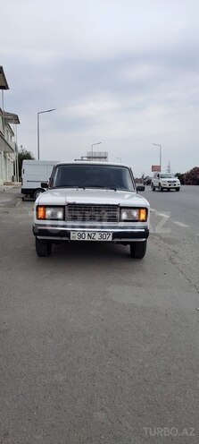 LADA (VAZ) 2107-2