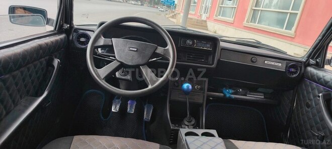 LADA (VAZ) 2107-10