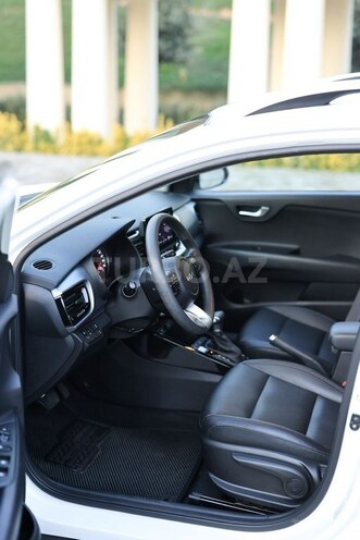Kia Stonic-18