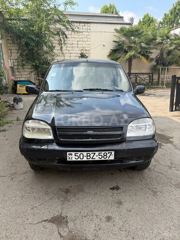 Chevrolet Niva-1