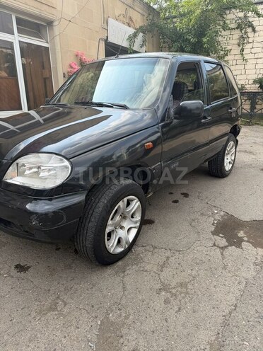 Chevrolet Niva-3