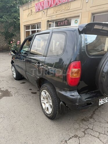 Chevrolet Niva-7