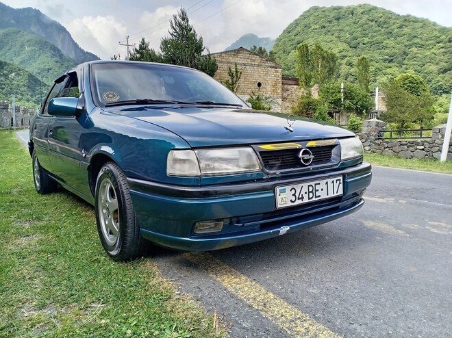 Opel Vectra-2