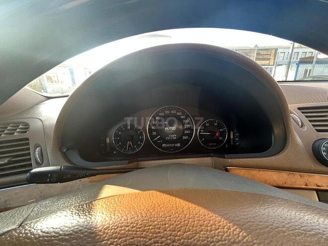 Mercedes E 220-7
