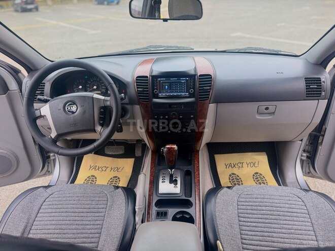 Kia Sorento-15