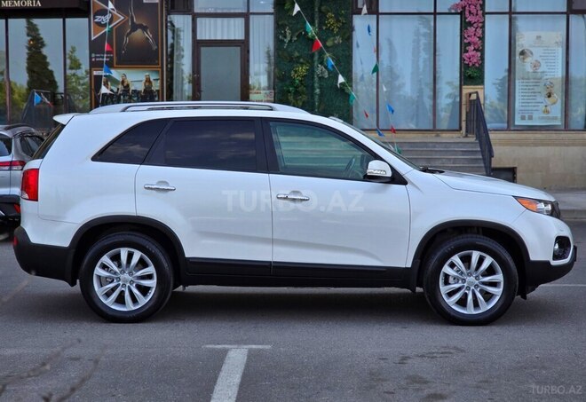 Kia Sorento-8