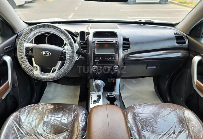 Kia Sorento-11