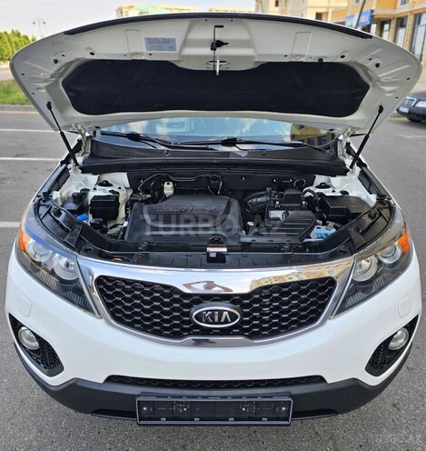 Kia Sorento-19
