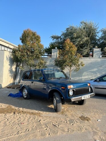 LADA (VAZ) Niva-1