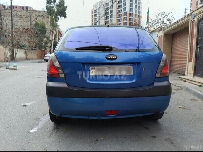 Kia Rio-4