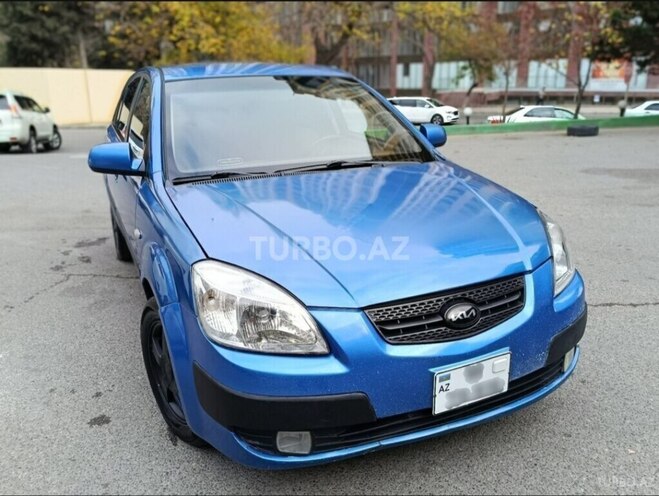Kia Rio-1