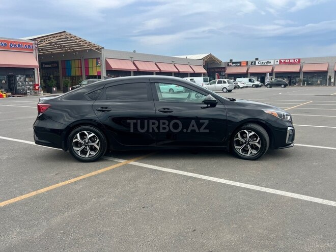 Kia Forte-10