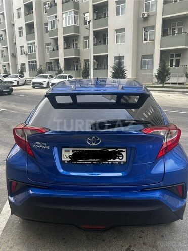 Toyota C-HR-5