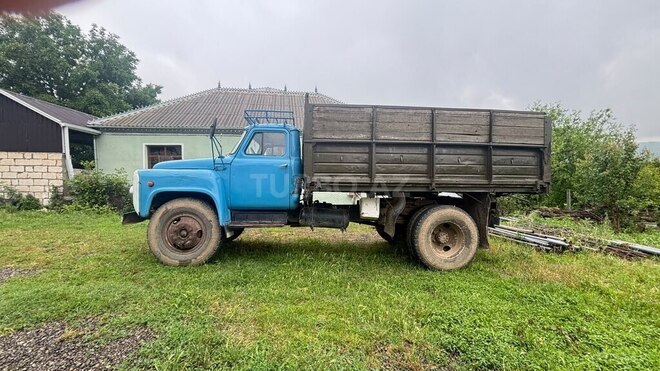 GAZ 53-3