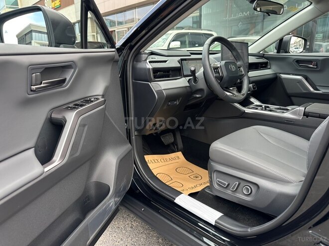 Toyota Wildlander-17