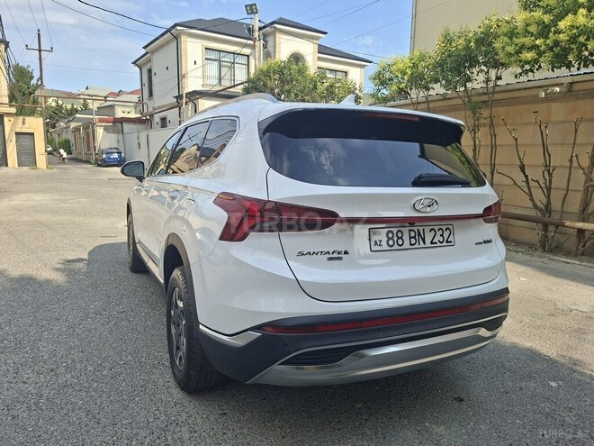 Hyundai Santa Fe-5