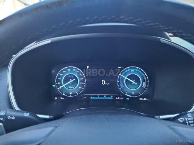 Hyundai Santa Fe-16