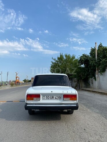 LADA (VAZ) 2107-5