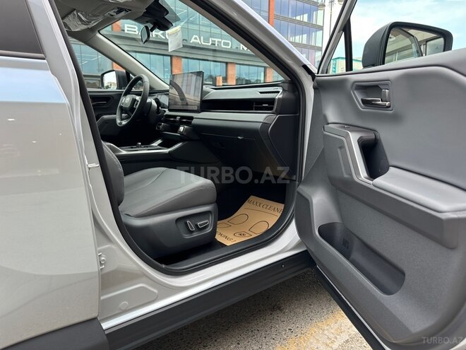 Toyota Wildlander-13