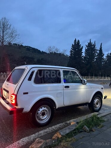 LADA (VAZ) Niva-8
