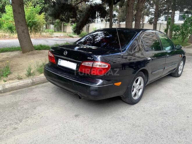 Nissan Maxima-5