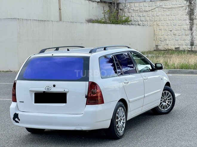 Toyota Corolla-10