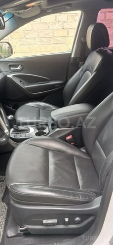 Hyundai Santa Fe-19
