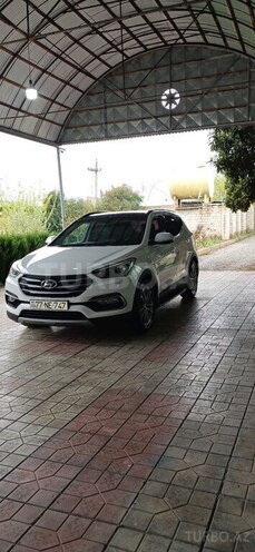 Hyundai Santa Fe-5