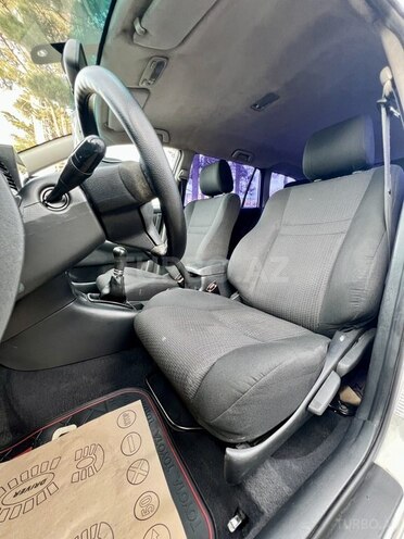 Toyota Corolla-13