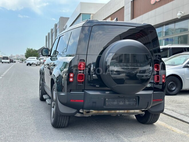 Land Rover Defender-9