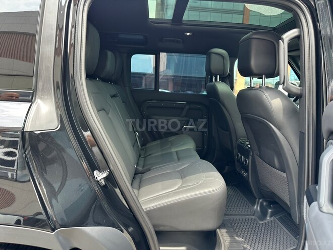 Land Rover Defender-15