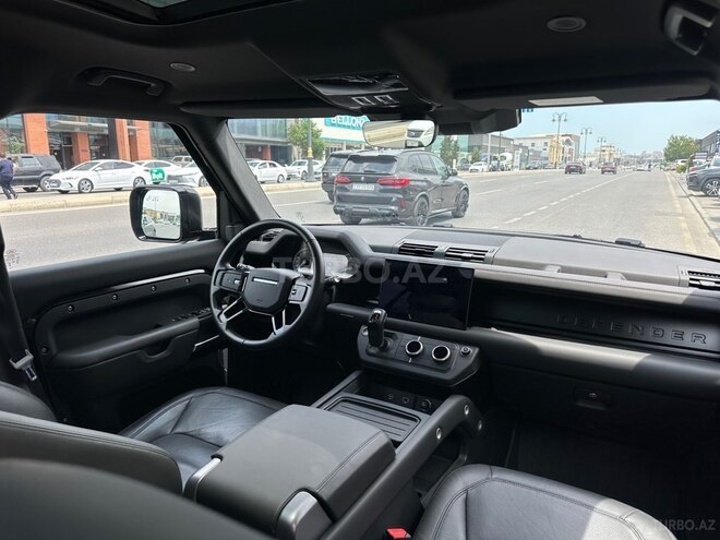 Land Rover Defender-22