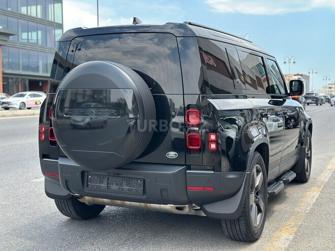 Land Rover Defender-10