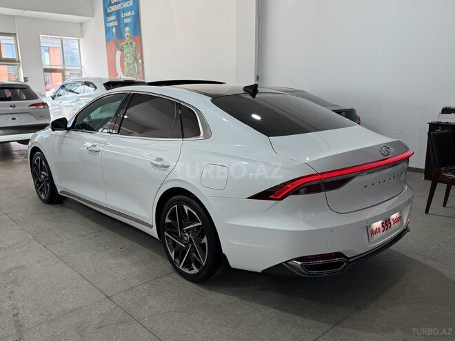 Hyundai Grandeur-4