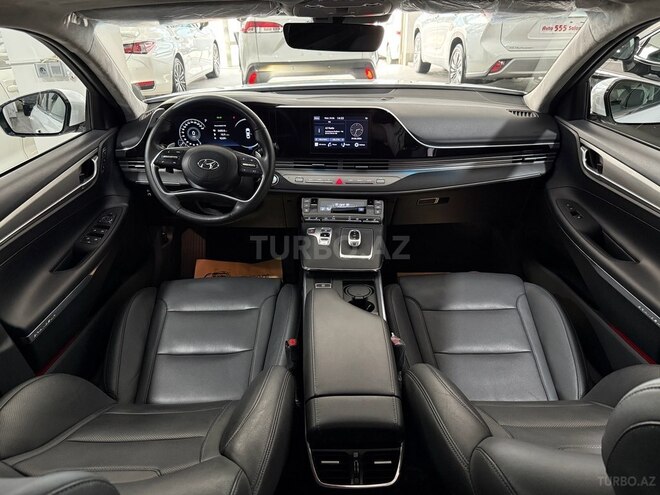 Hyundai Grandeur-17