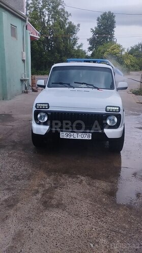LADA (VAZ) Niva-16
